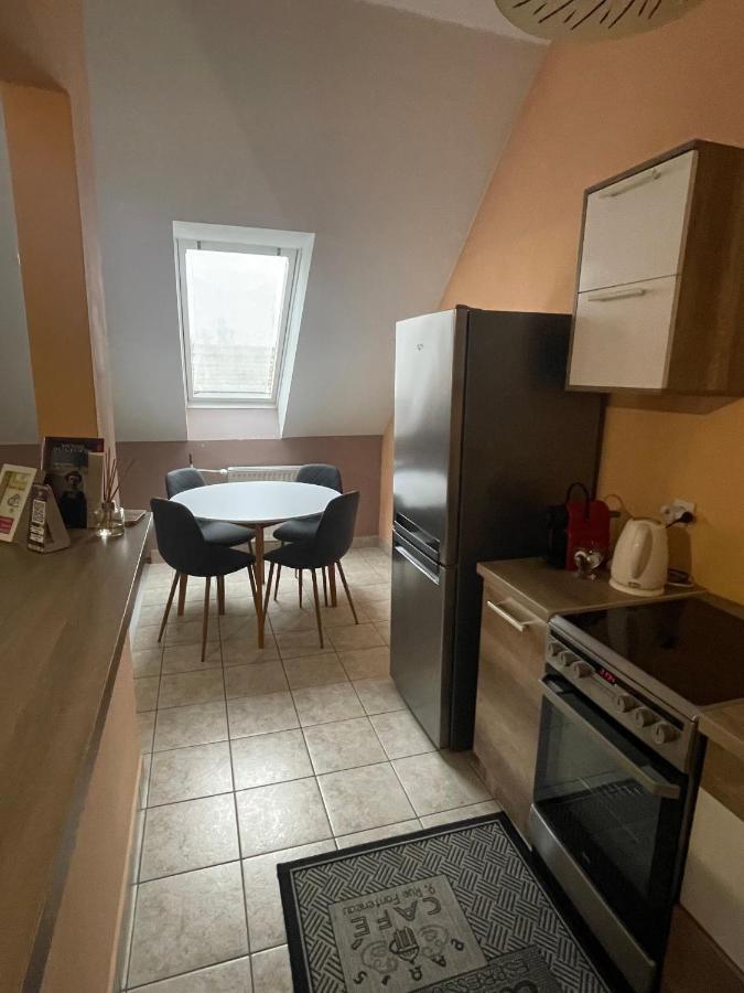 Palank Apartman Mosonmagyaróvár Exteriér fotografie