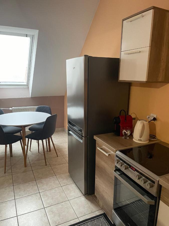 Palank Apartman Mosonmagyaróvár Exteriér fotografie