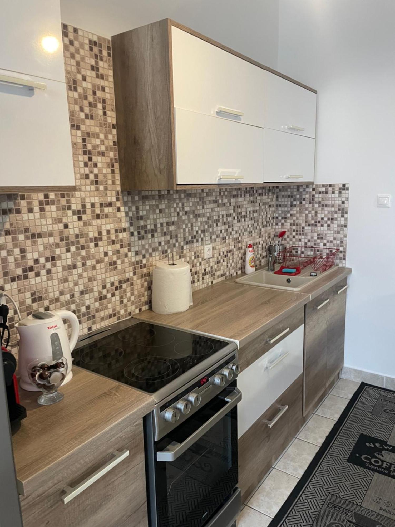 Palank Apartman Mosonmagyaróvár Exteriér fotografie