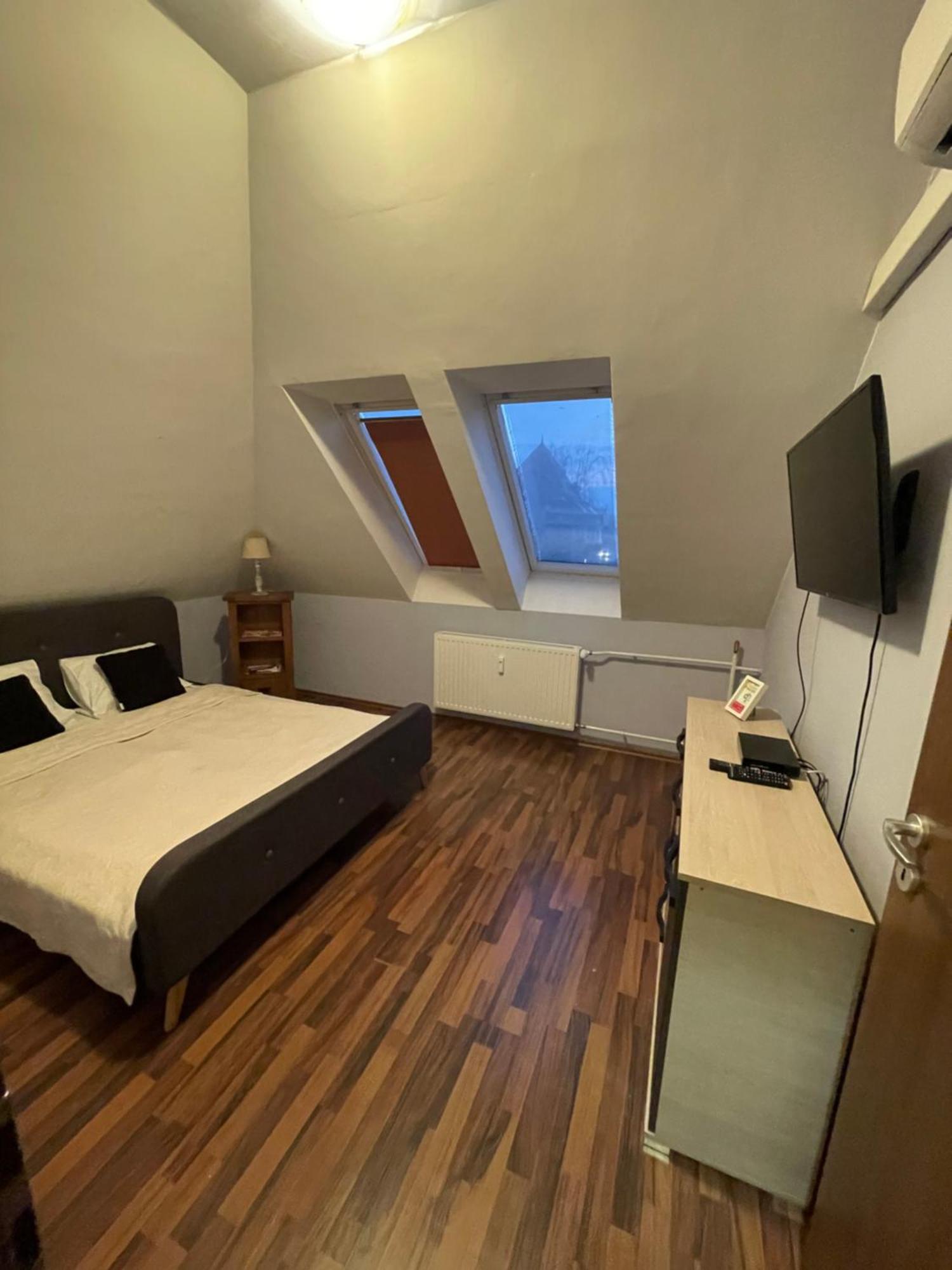 Palank Apartman Mosonmagyaróvár Exteriér fotografie