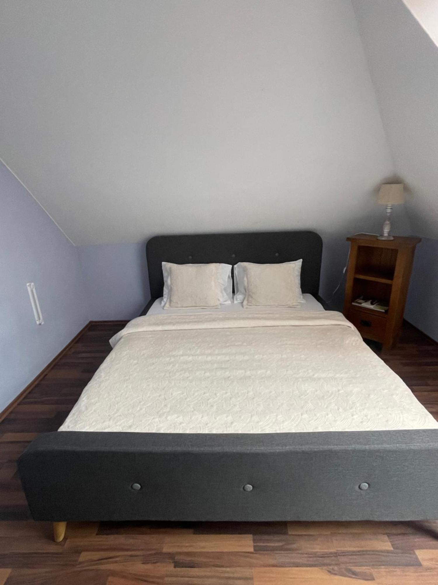 Palank Apartman Mosonmagyaróvár Exteriér fotografie