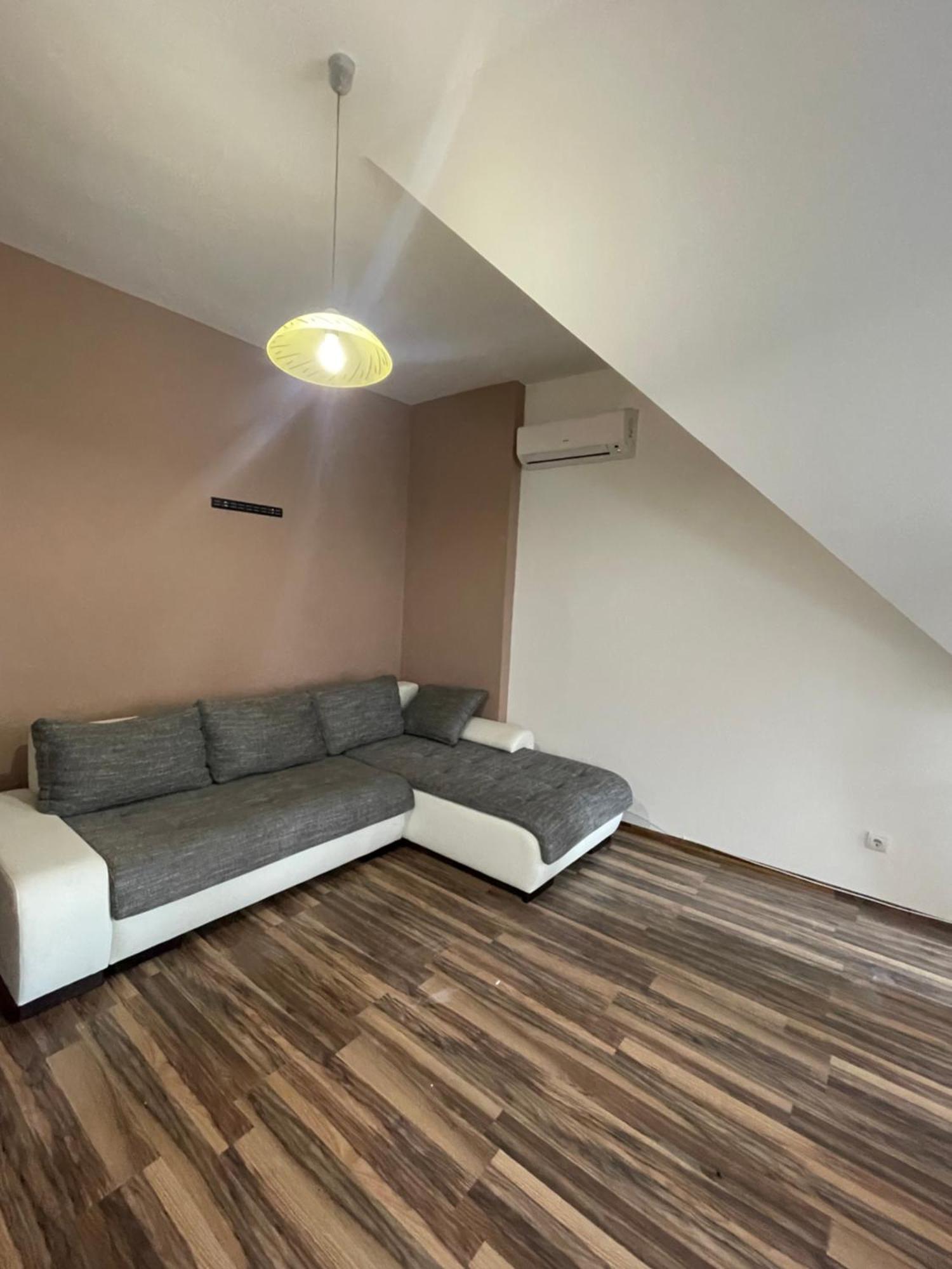 Palank Apartman Mosonmagyaróvár Exteriér fotografie